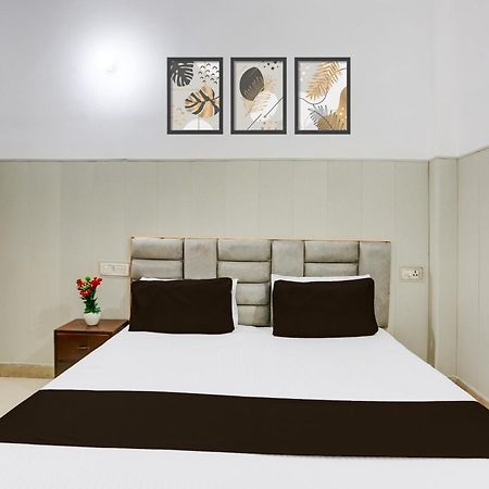 Hotel O Vk Palace Агра Экстерьер фото