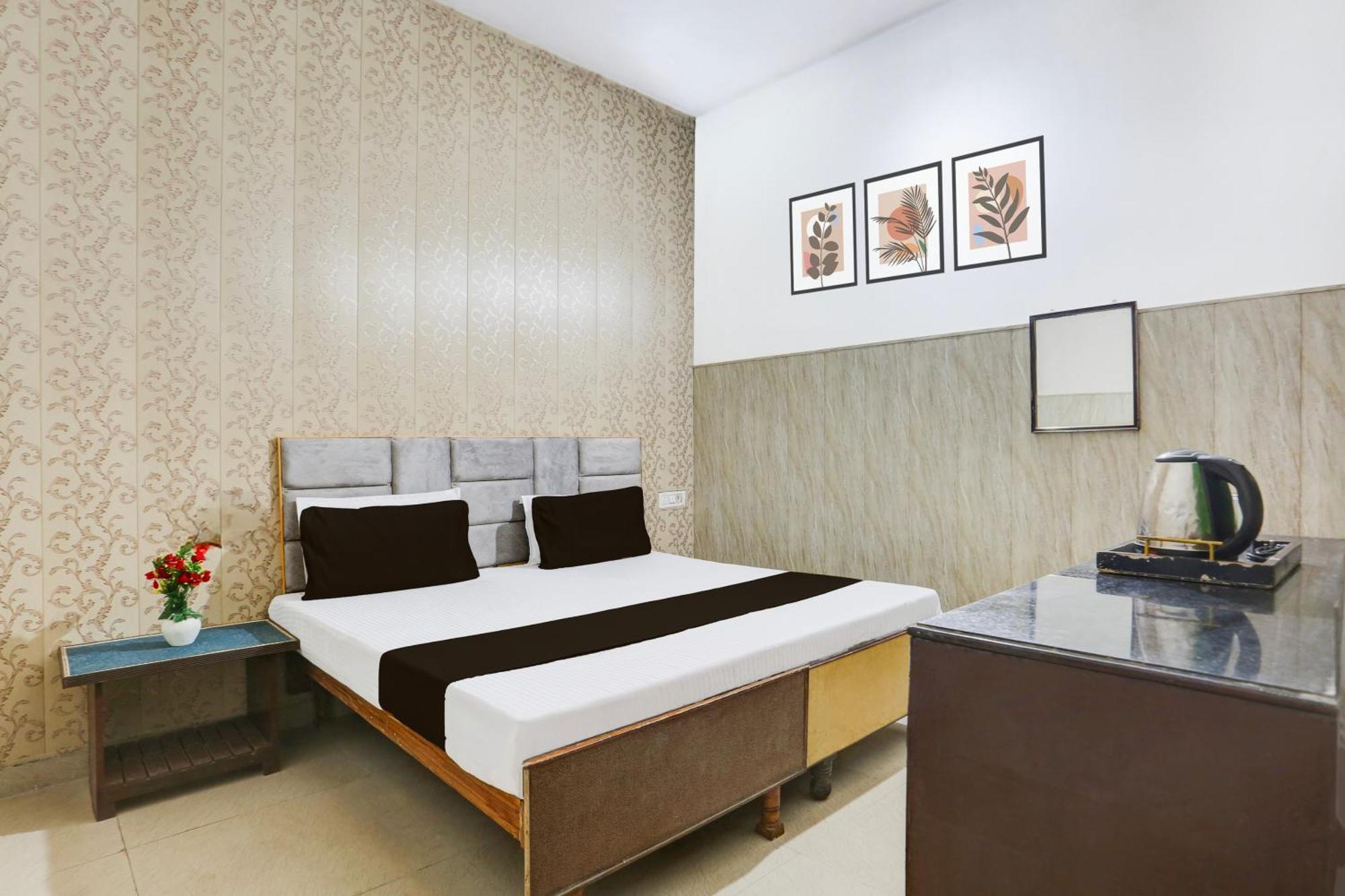 Hotel O Vk Palace Агра Экстерьер фото